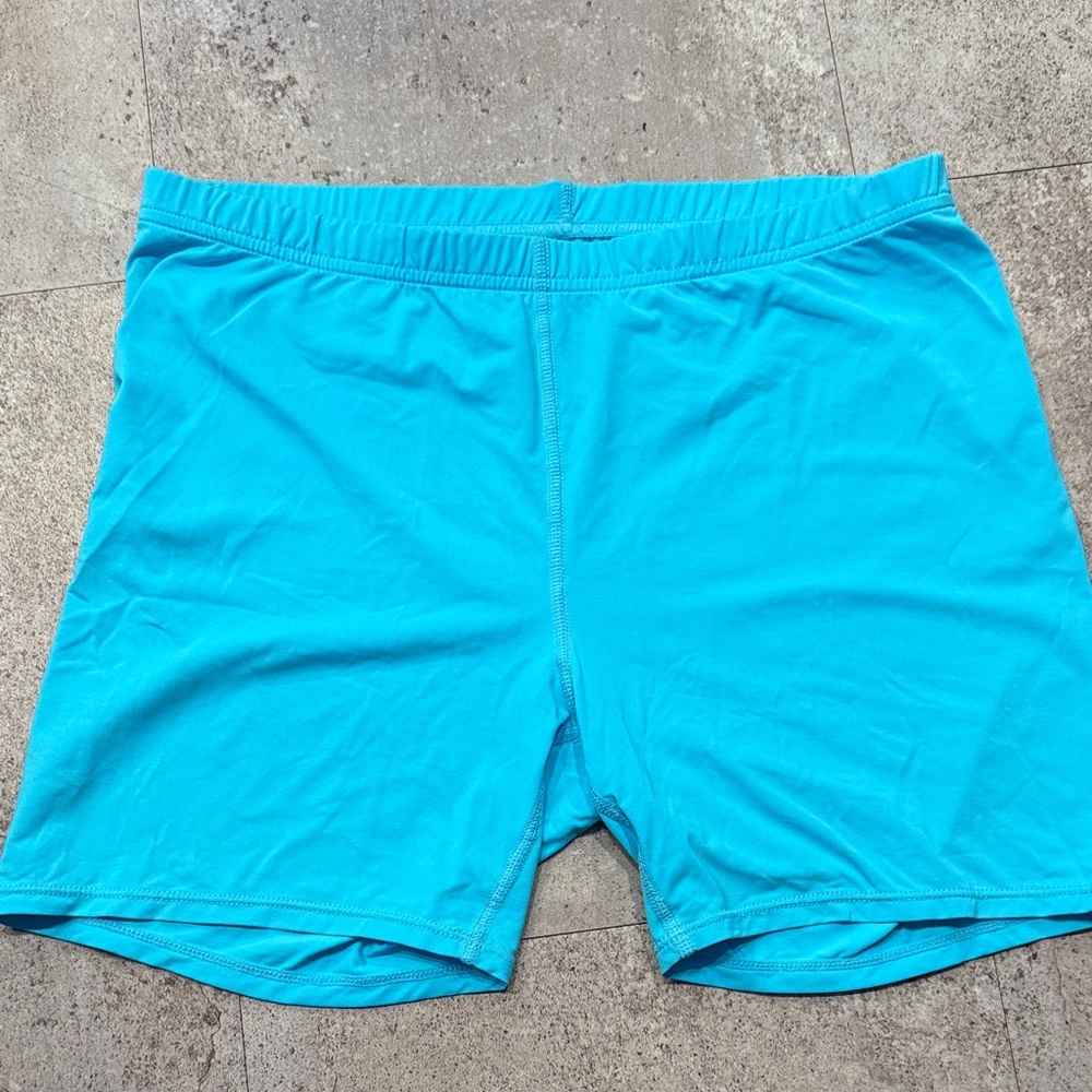 Lilly Pulitzer Luxletic Shorts 5” blue aqua